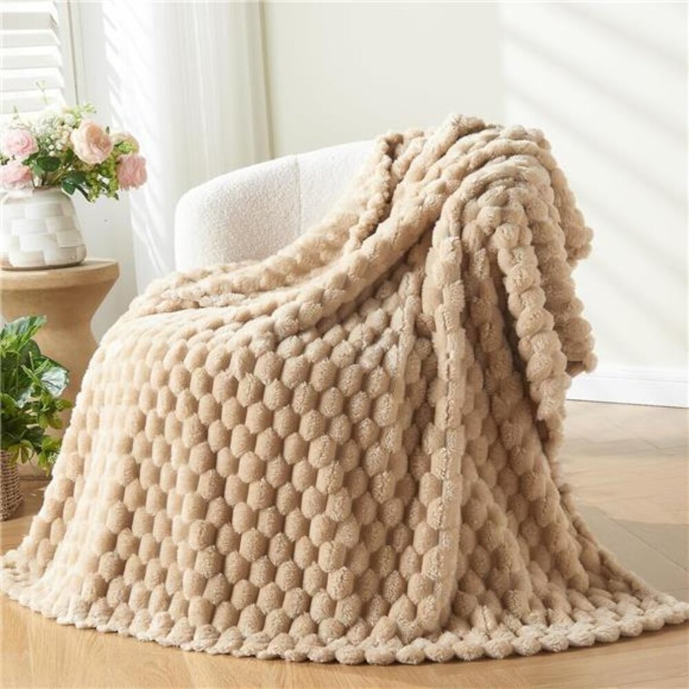 Super Soft Throw Blanket Brown Premium Silky Flannel Fleece 3D Clouds 50"x60"